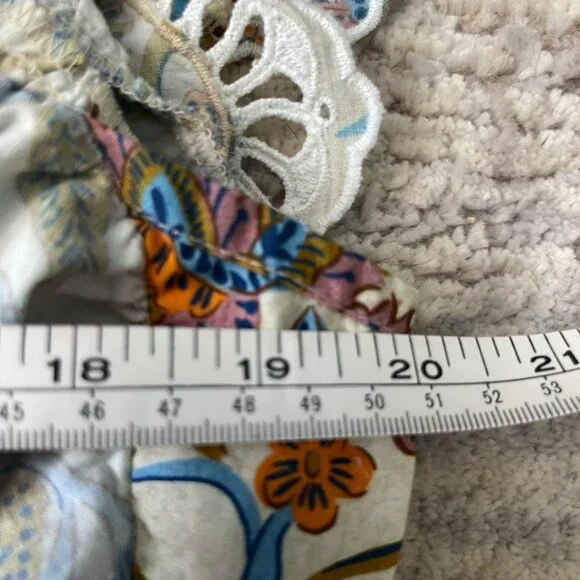 Love the Label Hazel Top, Cheyna Ivory Print Size Small - Picture 6 of 9